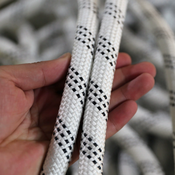 Polyester aerial work - Image 4